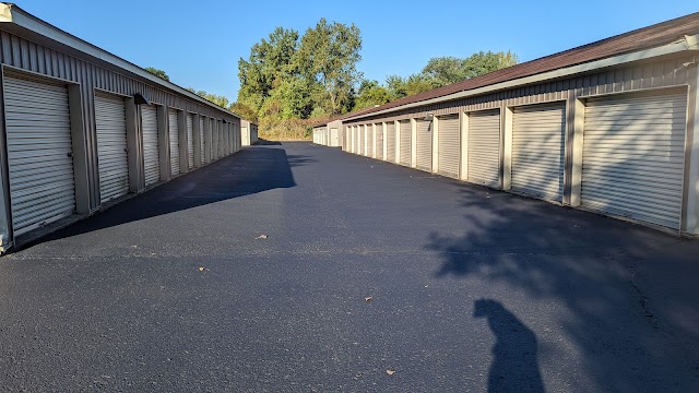 Wide Aisles for Storage in Merrillville, IN